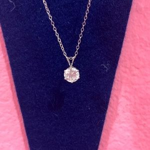 Silver necklace with Swarovski crystal
